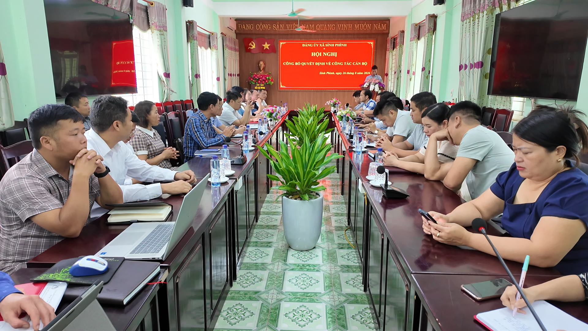 anh100.jpg